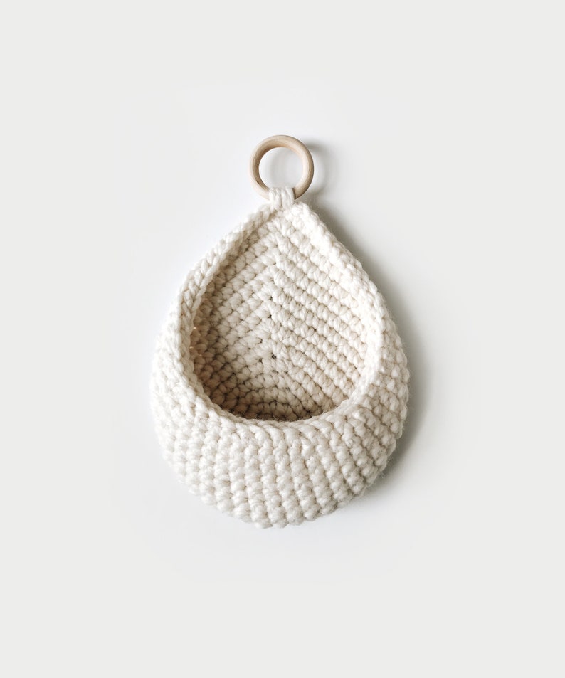 CROCHET PATTERN Hanging Basket The Lapli image 1