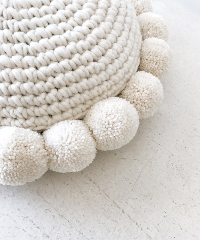 CROCHET PATTERN Pillow, Round, Pom Pom The Pestel Pillow image 5