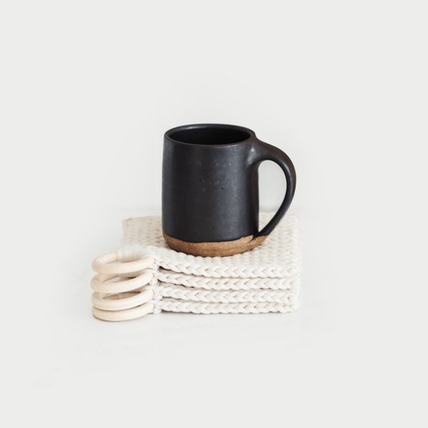 CROCHET PATTERN ⨯ Coasters, kitchen decor ⨯ The Croix