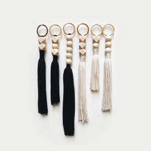 DIY PATTERN ⨯ Tassel Keychains  ⨯ The Verrettes