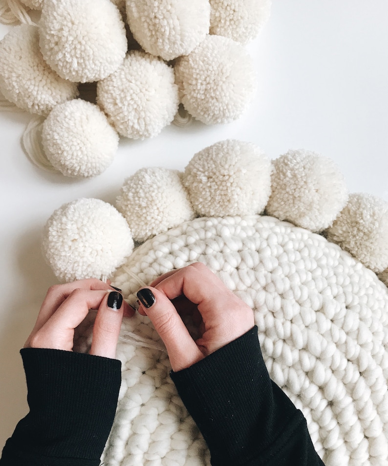 CROCHET PATTERN Pillow, Round, Pom Pom The Pestel Pillow image 3