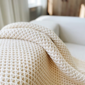 CROCHET PATTERN Blanket, Honeycomb Afghan Throw The Bourdon image 5