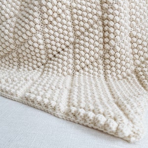 CROCHET PATTERN ⨯ Blanket, Bobble Throw, Afghan ⨯ The Dyaman