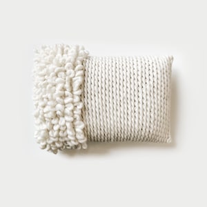 CROCHET PATTERN ⨯ Loop stitch, texture, throw pillow ⨯ The Twazyè