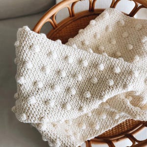CROCHET PATTERN ⨯ Bobble Blanket ⨯ Nursery, toddler, child, lovey ⨯ Little Hare Blanket