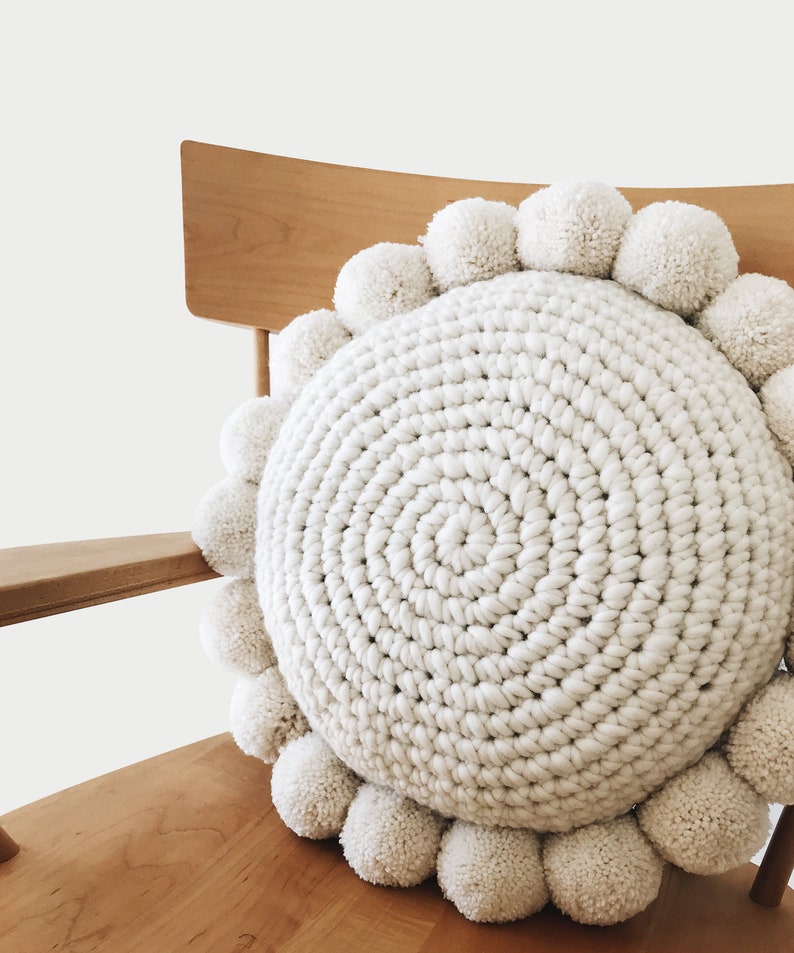 CROCHET PATTERN Pillow, Round, Pom Pom The Pestel Pillow image 4