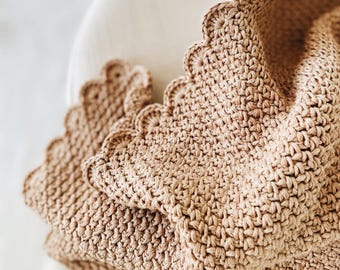 CROCHET PATTERN ⨯ C2C x Baby Blanket ⨯ Nursery, toddler, child, lovey, scallop ⨯ Acorn Blanket
