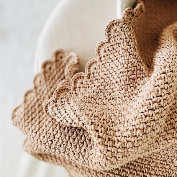 CROCHET PATTERN ⨯ C2C x Baby Blanket ⨯ Nursery, toddler, child, lovey, scallop ⨯ Acorn Blanket