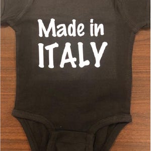 Macacão de bebê feito na Itália ® - Roupas italianas para bebês - Presente de chá de bebê para menino e menina - Camiseta infantil