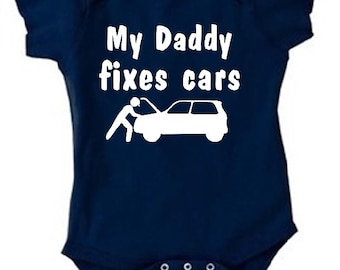 Daddy Mechanic Baby Onesie ® Infant One Piece Bodysuit - Clothes Clothing Shower Gift - Fixes Cars