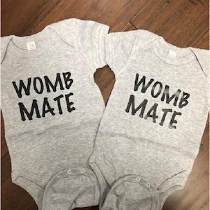 Zwillings-Babybody ® Zwillingsbody ® - passender 2er-Set Babybody - passender 2er-Set - Kleidung - Junge Mädchen - Geschenk zur Geburt