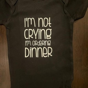 Lustiger Stillen Onesie ® - Stillender Säugling einteiliger Bodysuit - Gestillter Säugling - Dusche Geschenk Kleidung Kleidung
