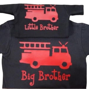Feuerwehrauto Big Little Brother passendes Set: Geschwister Kleinkind Shirt Baby Body ®
