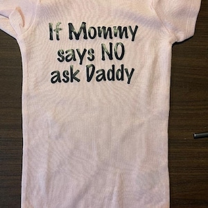 Daddy baby onesie ® Funny Dad One Piece Infant Bodysuit  Clothes Clothing Toddler Shirt Boy Girl Shower Gift