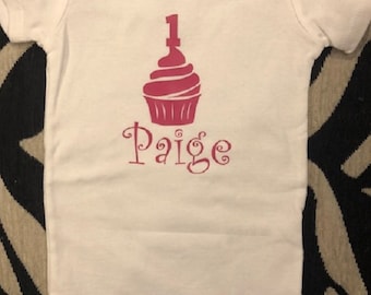 First Birthday Girl Baby Onesie ®: Custom Cupcake Bodysuit Infant One Piece