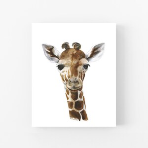 A watercolor painting of a giraffe's head, depicting its distinctive features such as its long neck, large eyes, and small horns.