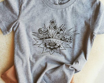 Sale! Flower Child Boho FLORAL ORGANIC TEE in Flecked Grey