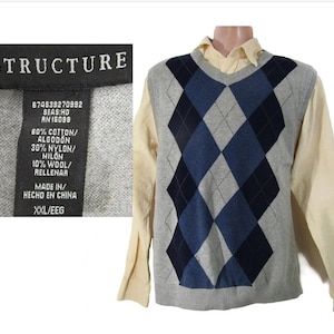 Men&#39;s sweater vest,  Gray sweater vest, sweater vest - Grandpa sweater vest - preppy sweater vest -Wool Blend    size 2 XL ,   # 4