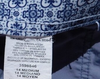 Bermuda Shorts Women size 14 Shorts 