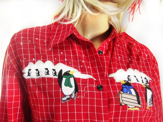 vintage Christmas shirt - Penguin shirt - Red Shi… - image 1