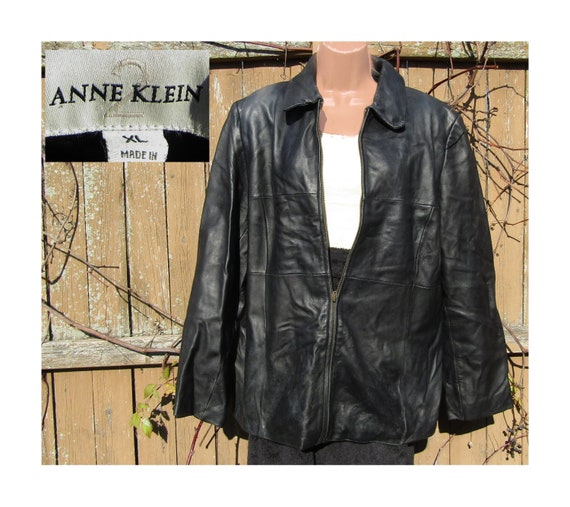 Vintage Leather jacket Women, Short black Leather… - image 1