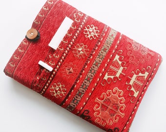 Red Kilim Laptop Case 13: Custom Fit Chenille MacBook Cover