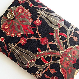 Tulip Floral Laptop Bag: Chenille Cotton Fabric, Padded Laptop Sleeve