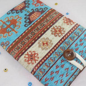 MacBook Sleeve: Chenille Cotton Rug Pattern Laptop Case