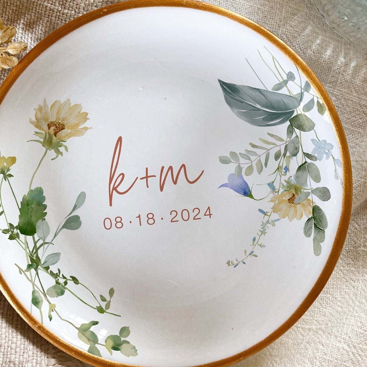 Custom Wildflower Wedding Gift Ring Dish • Perfect Engagement Gift • Personalized Dainty Jewelry • Minimalist Gift for Bride • Ring Holder