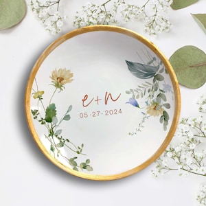 Custom Wildflower Wedding Gift Ring Dish Perfect Engagement Gift Personalized Dainty Jewelry Minimalist Gift for Bride Ring Holder Terracotta