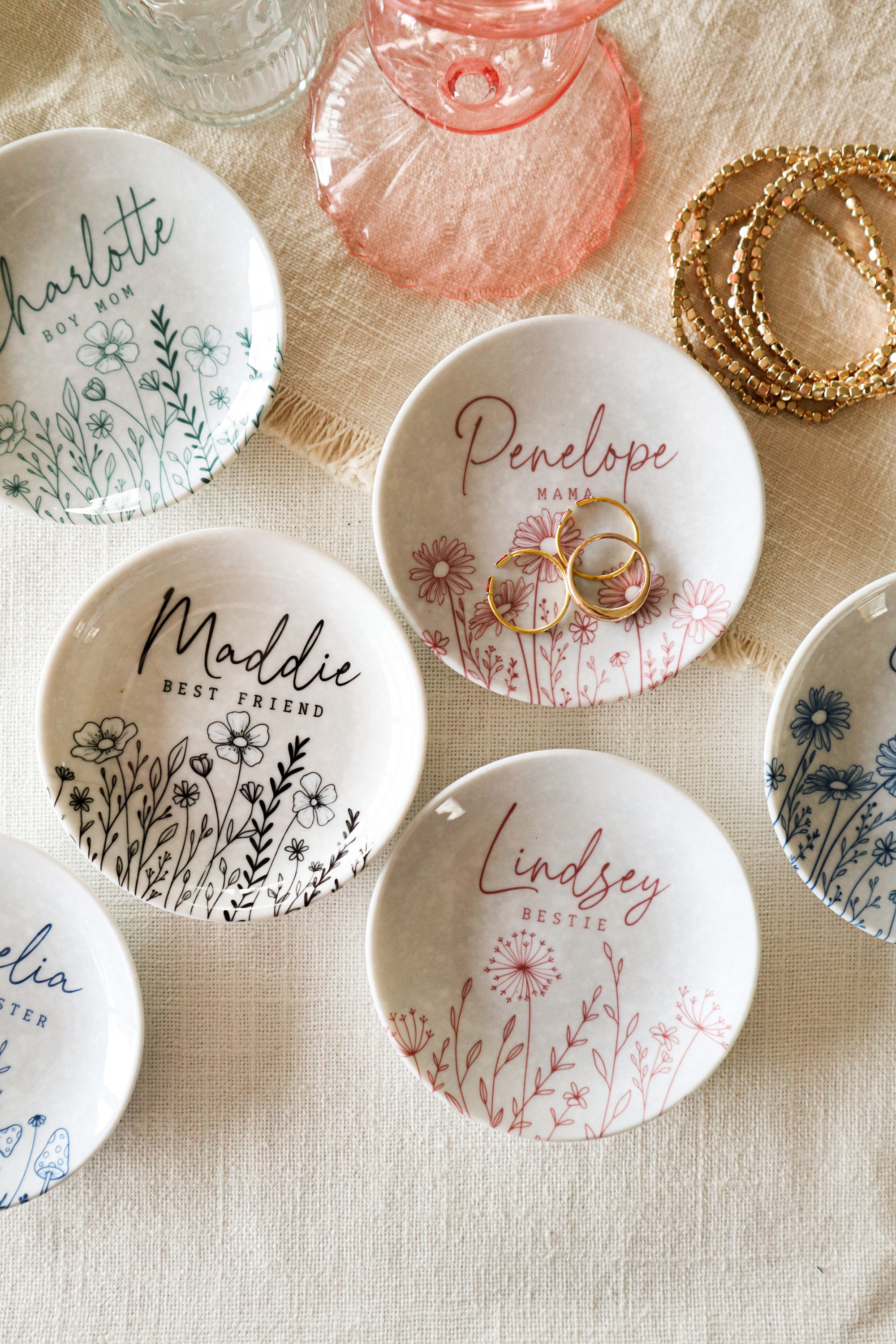 Best Friend Gift • Personalized Jewelry Dish • Perfect Bridesmaid or Bestie Gift • Custom Name Gift for Her Birthday • Wildflower Ring Dish