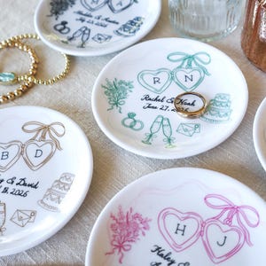 Personalized Ceramic Ring Dish, Hand-Drawn Wedding Engagement Gift, bild 7