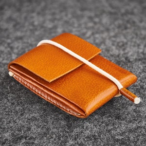 Hand-stitched Wallet Simple Me Minimal Honey image 1