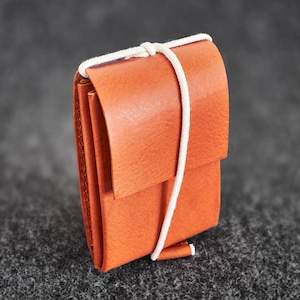 Cartera de cuero cosida a mano Simple Me Minimal Tan Leather