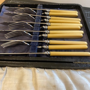 Fish Cutlery Firth Stainless Bakelite England