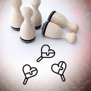 Mini Stamp Heart Lollipop