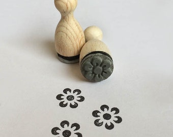 Mini Stamp Vintage Flower round