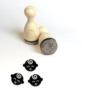Bambino mini francobolli con timbro di Locke