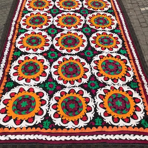 Vintage Uzbek embroidery suzani, handmade bedcover, wall hanging textiles, home decorations suzani