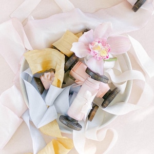 Amostra de fita de seda - Amostra de cor de fita de casamento - Fita de convite