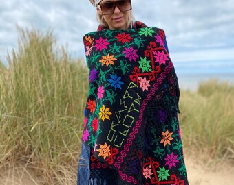 Oversized Shawl Cross Stitched, Home warming gift, cozy warm blanket-like knit, vibrant colours.