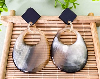 Natural Buffalo Horn Disc Earrings,Handcraft Buffalo Dangle Drop Horn Earrings, Chunky Earrings for her E18 Buffalo Horn Jewelry