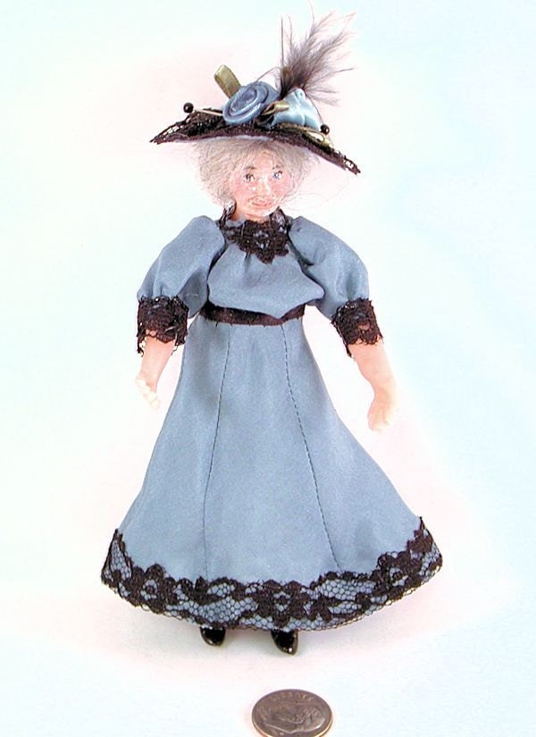 1:12 Dollhouse Lace Skirt And Plumed Hat  Miniature Victorian Dolls Fast shippin