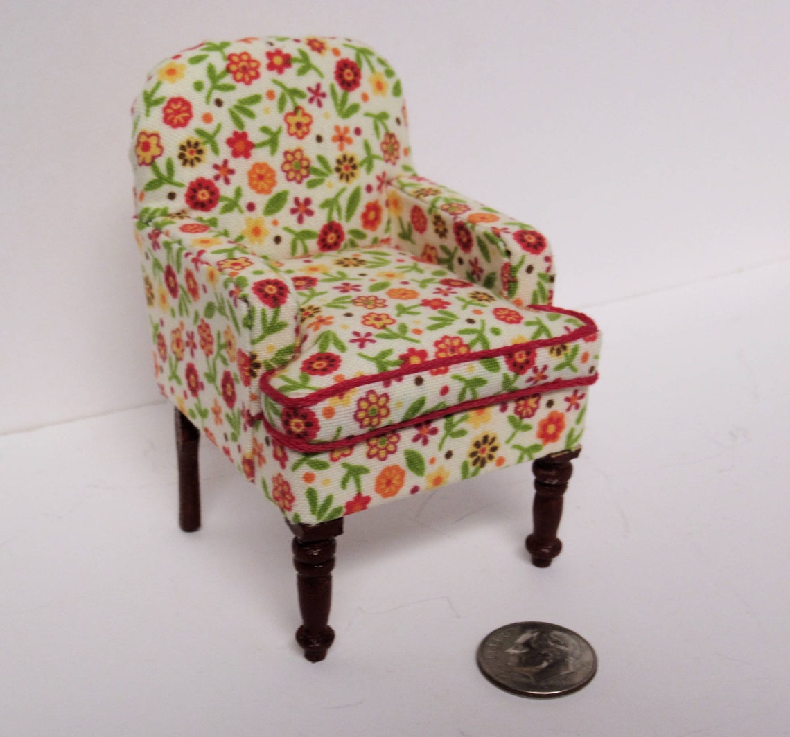 MCM Niedriger Rückenstuhl. Rote gelbe grüne Polsterung. | Etsy