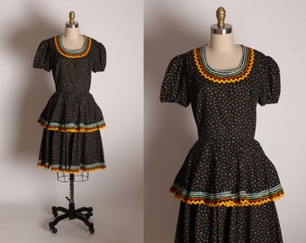 1970s Black, Yellow and Green Calico Floral Tiered Ruffle Prairie Cottagecore Western Short Sleeve Square Dance Dress by Kate Schorer -L