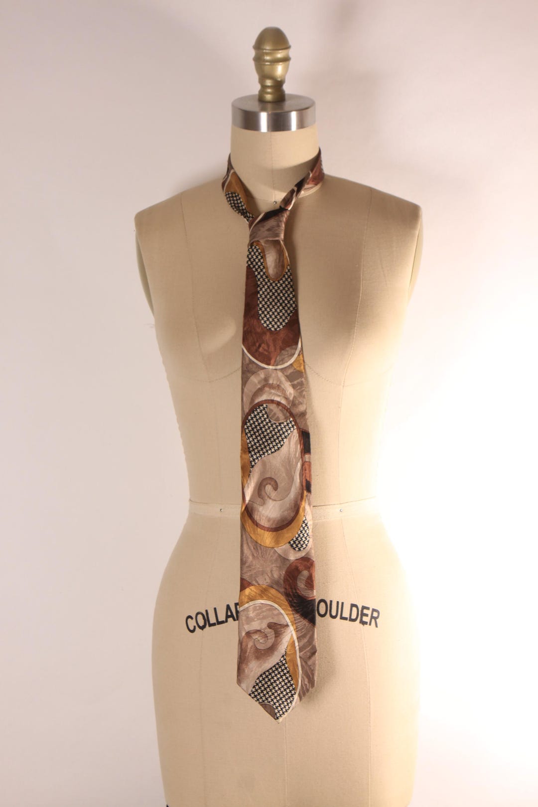 1980s Tan, Black and White Abstract Geometric Houndstooth Necktie Tie ...