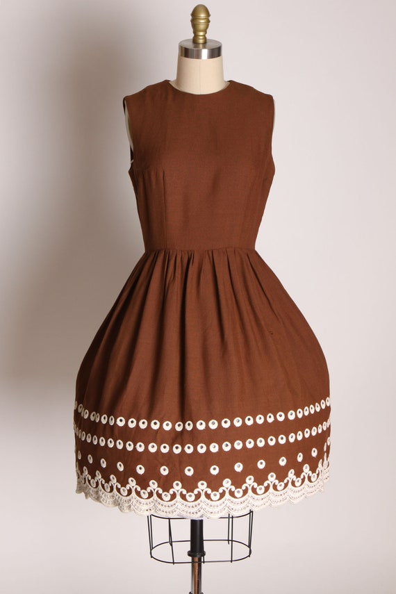 Late 1950s Early 1960s Chocolate Brown White Eyel… - image 2