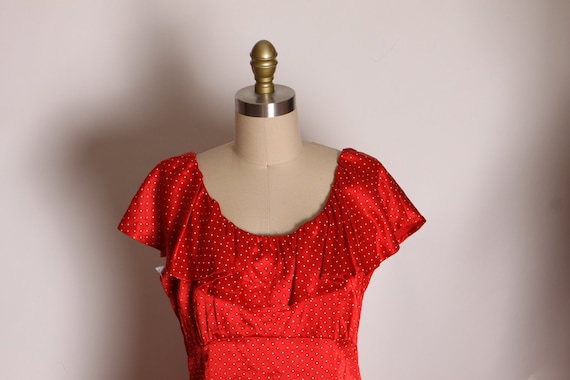 1970s Red and White Polka Dot Ruffle Neckline Flo… - image 3