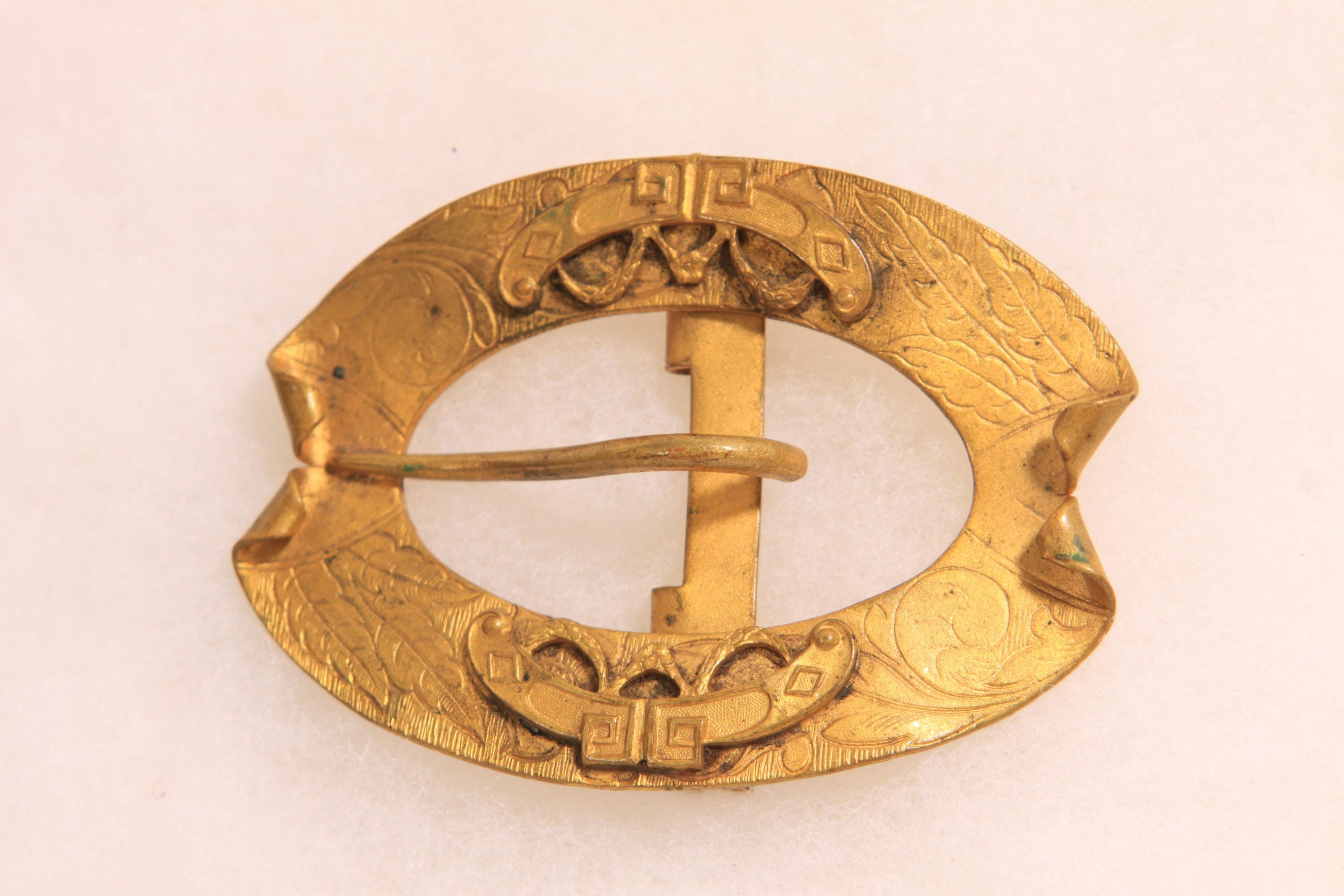 Antique 1900s 1910s Edwardian Art Nouveau Gold Tone Metal  display picture 2