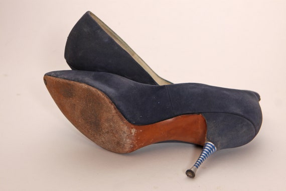 1950s Blue Suede and Silver Detail Stiletto High … - image 6